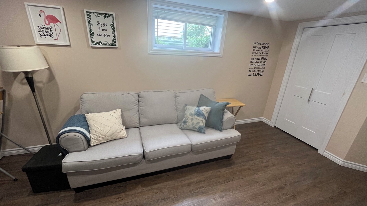 Photo of Livingroom in Brantford