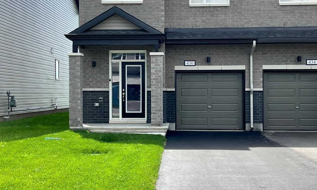 Photo of Outdoor in Ottawa Division