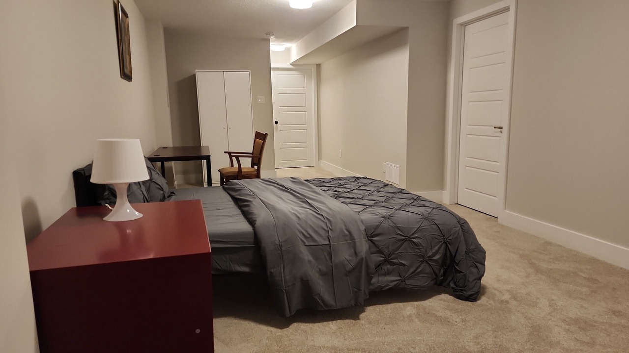 Photo of Bedroom in Ottawa Division