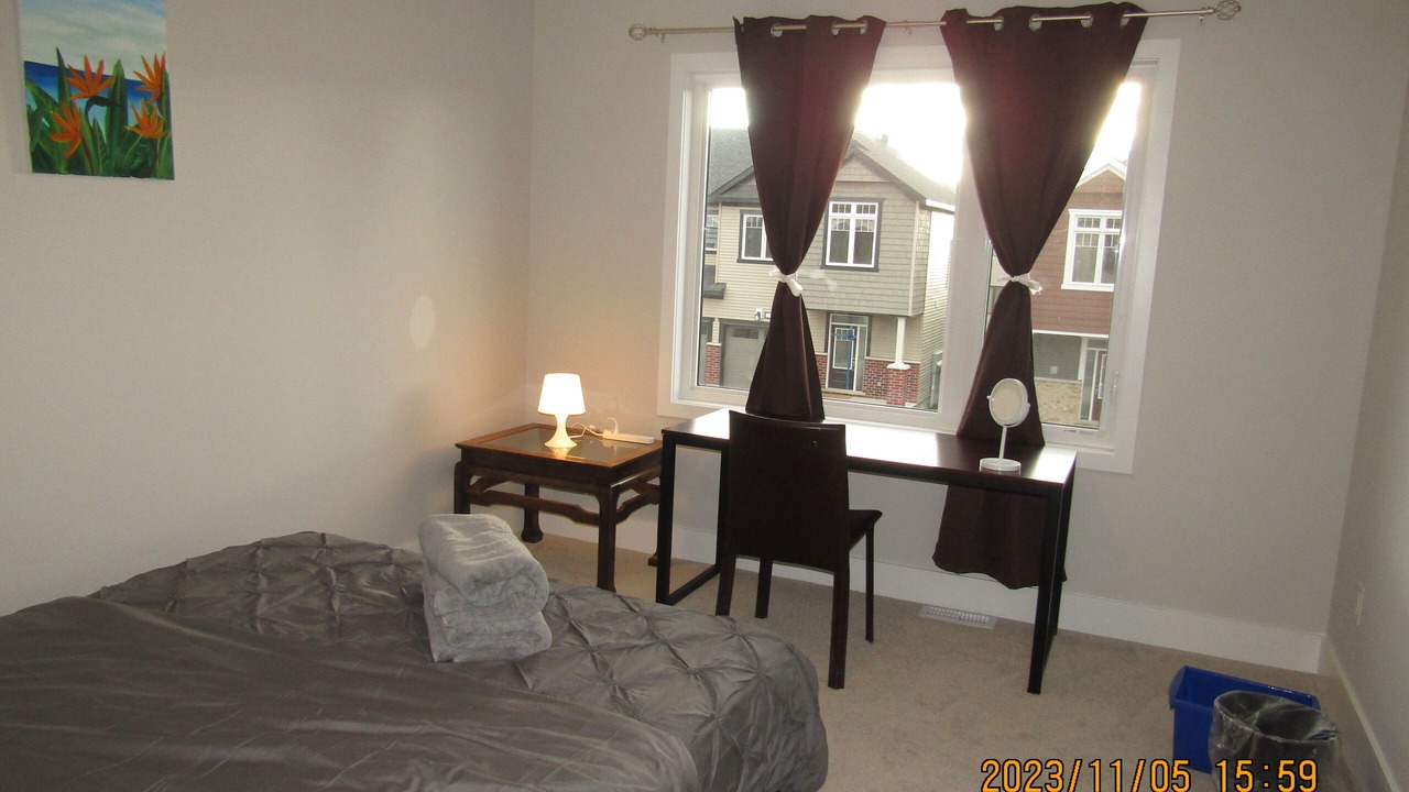 Photo of Bedroom in Ottawa Division