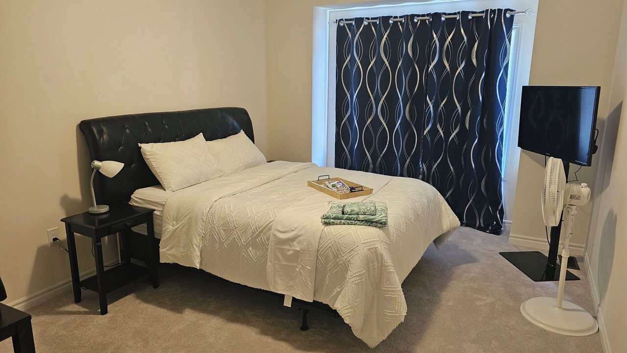 Photo of Bedroom in York Regional Municipality