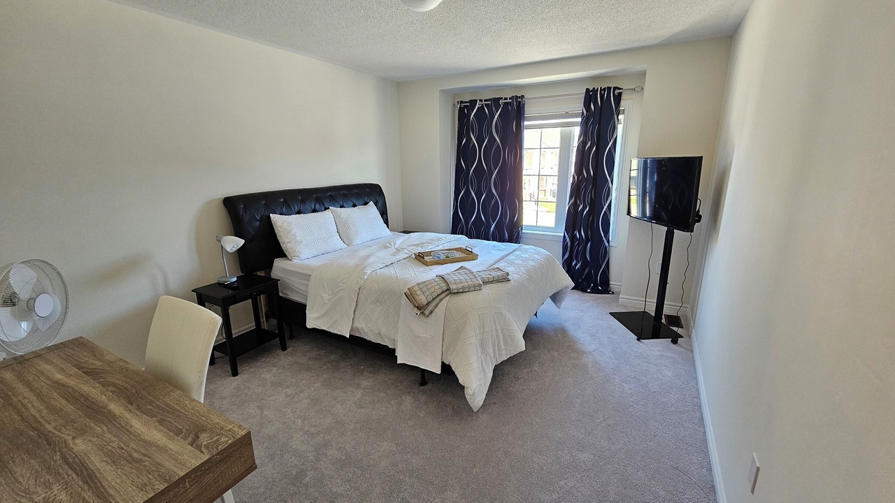 Photo of Bedroom in York Regional Municipality