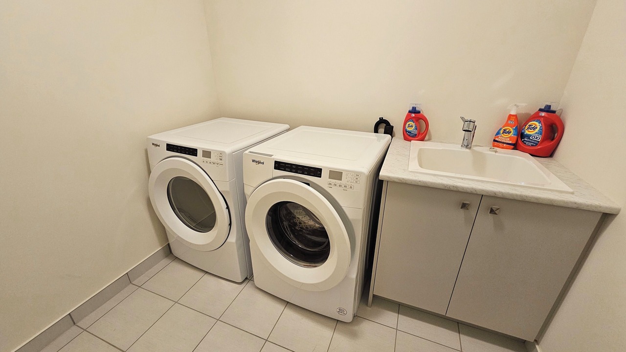 Photo of Livingroom in York Regional Municipality