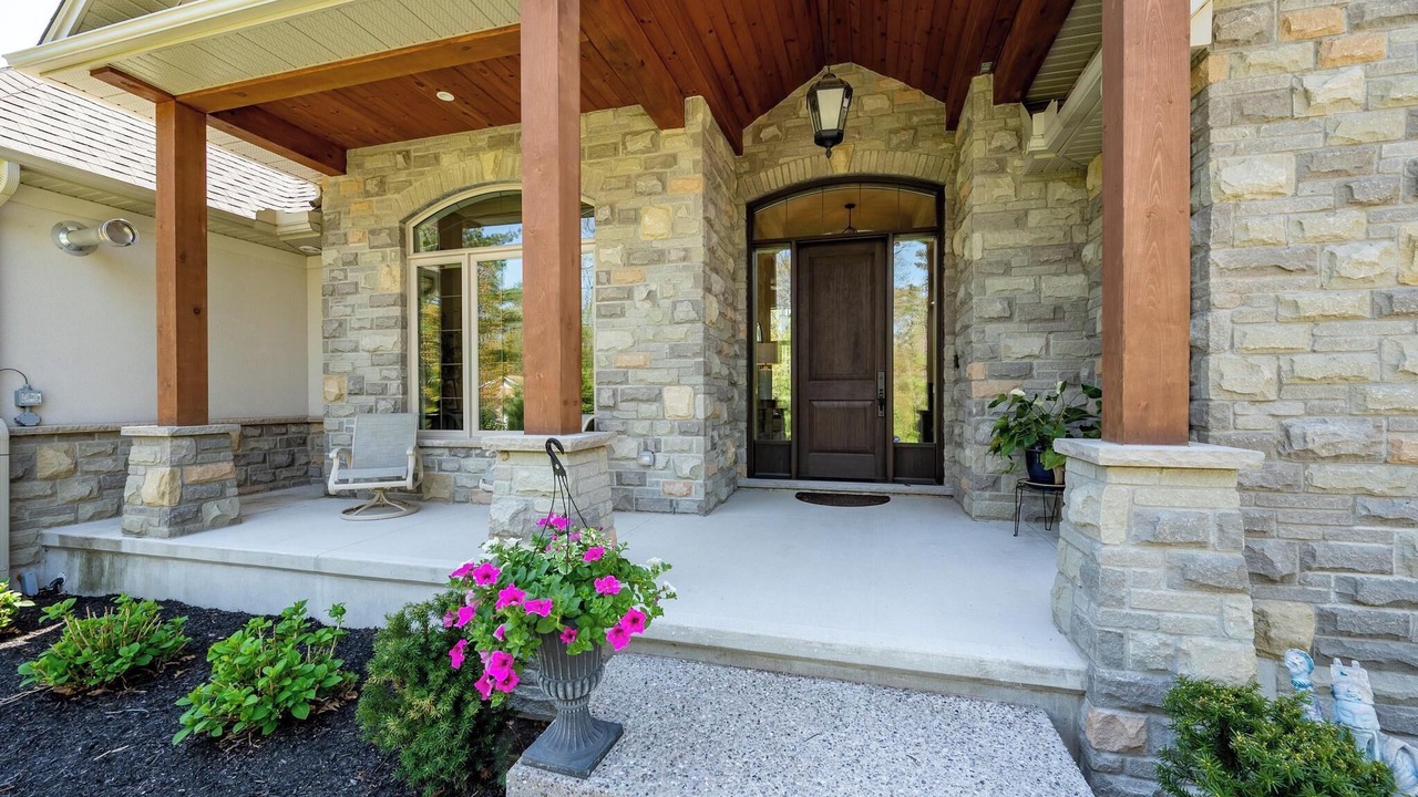 Photo of Patio Balcony in Grand Bend
