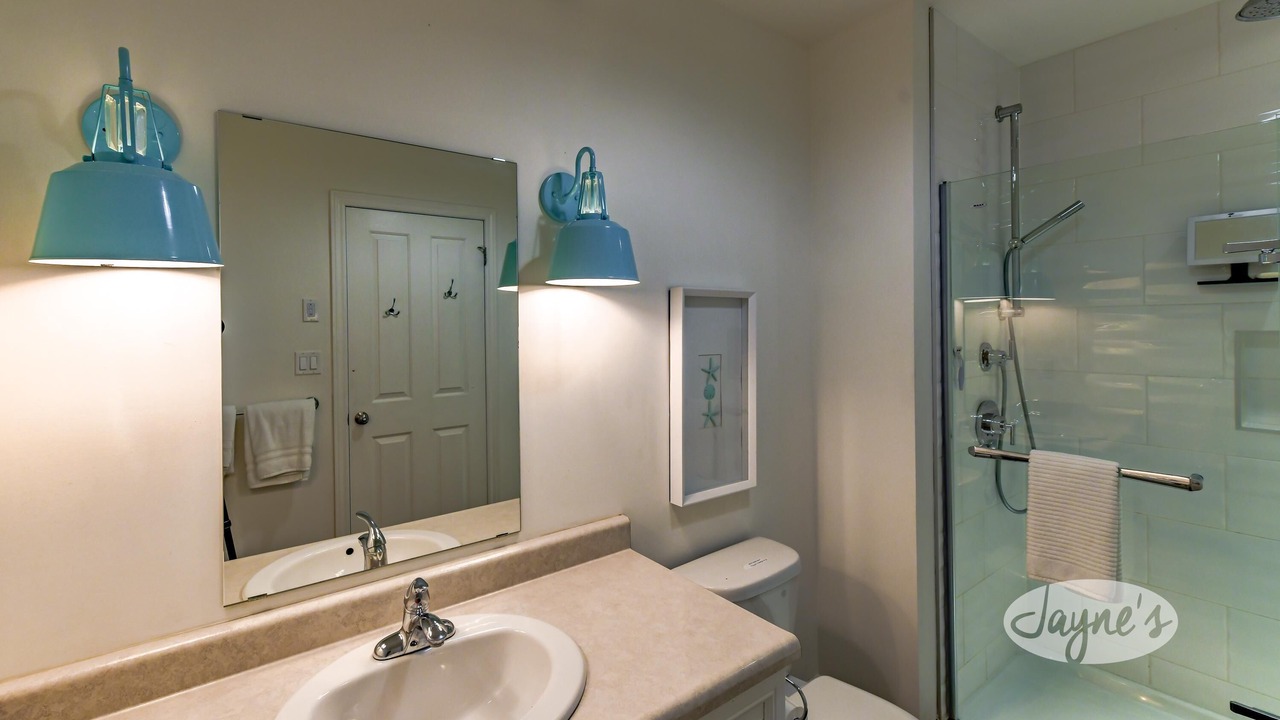Photo of Bathroom in Baysville