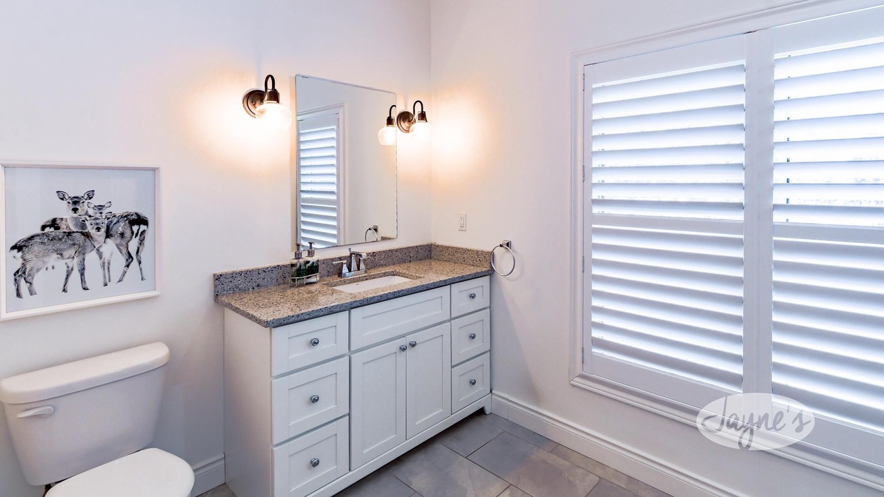 Photo of Bathroom in Baysville