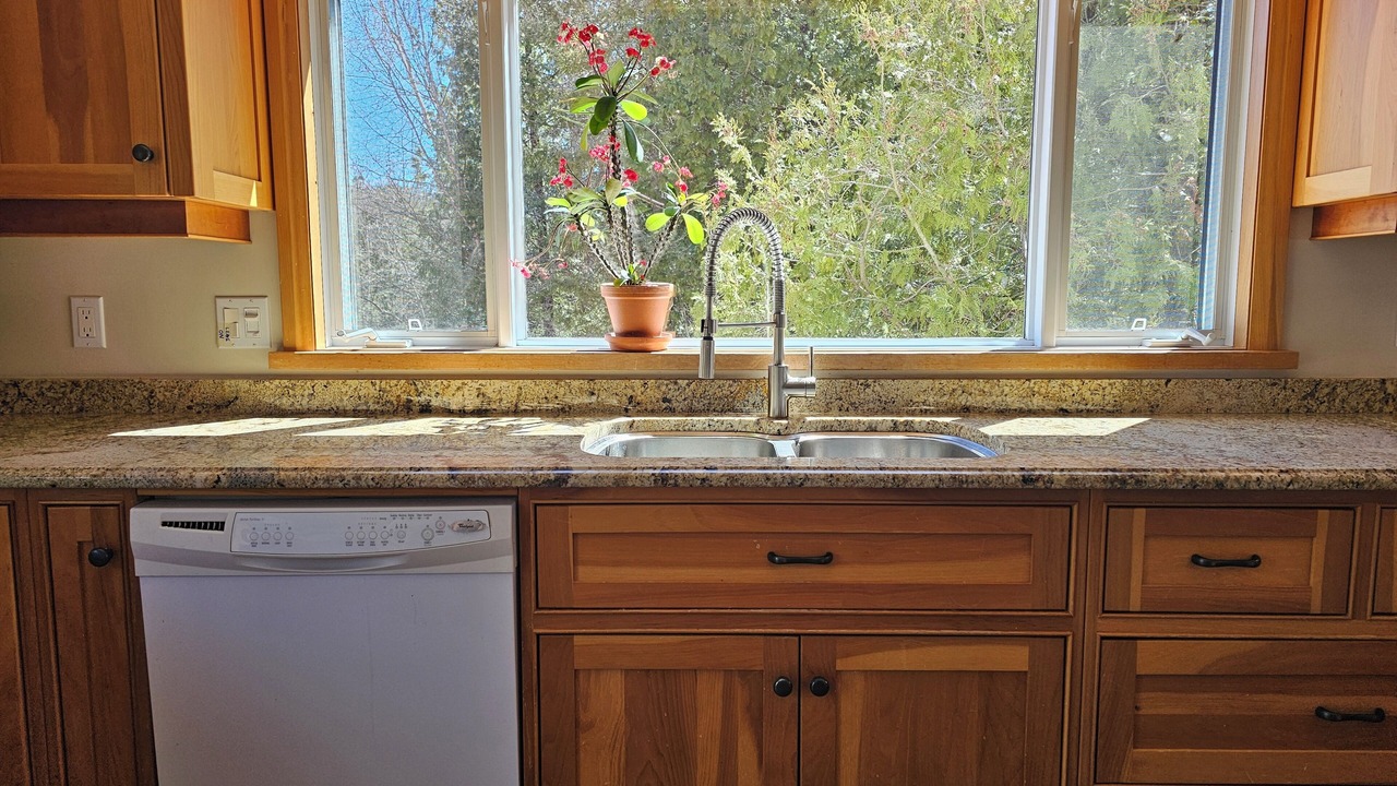 Photo of Kitchen in Manitoulin District