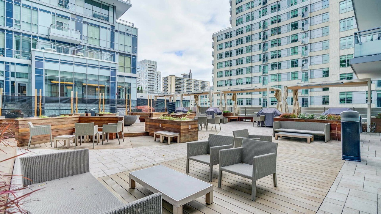 Photo of Outdoor in Yonge-Eglinton