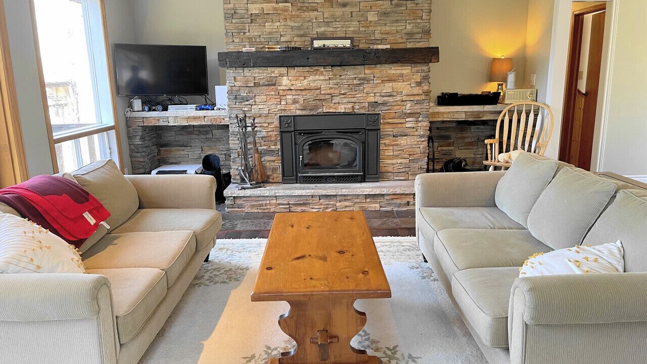 Photo of Livingroom in North Kawartha