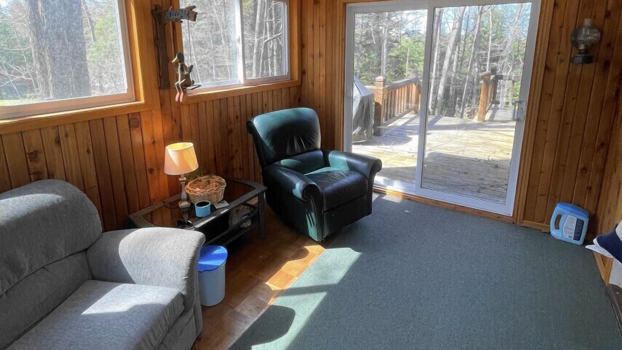 Photo of Livingroom in North Kawartha