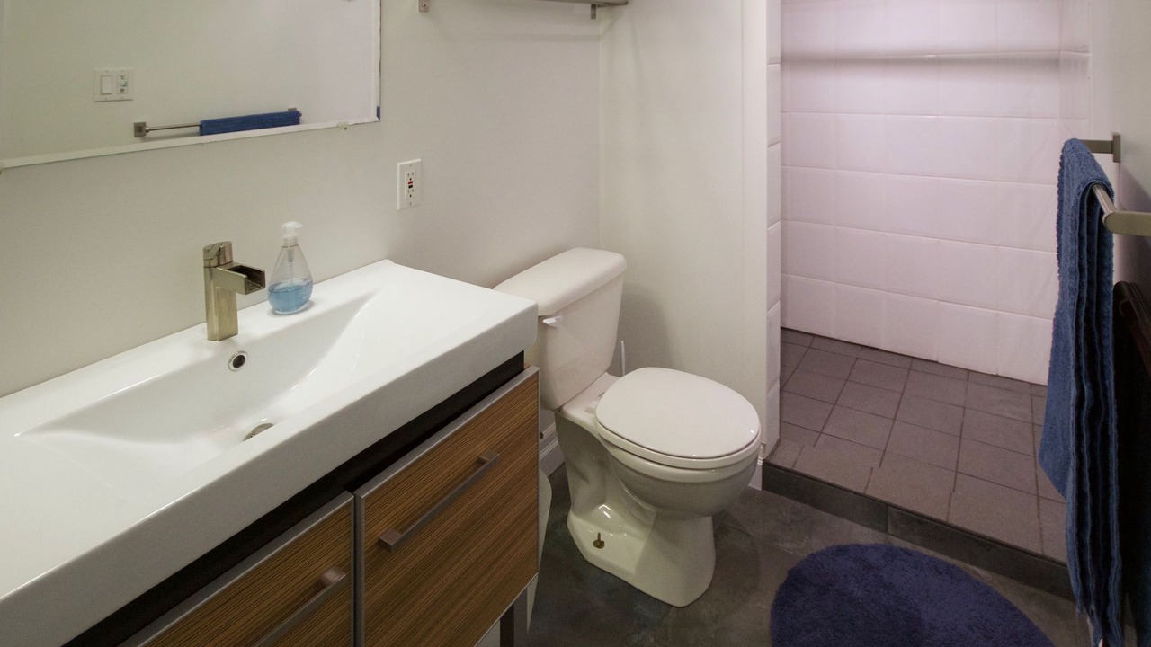 Photo of Bathroom in Grand Bend