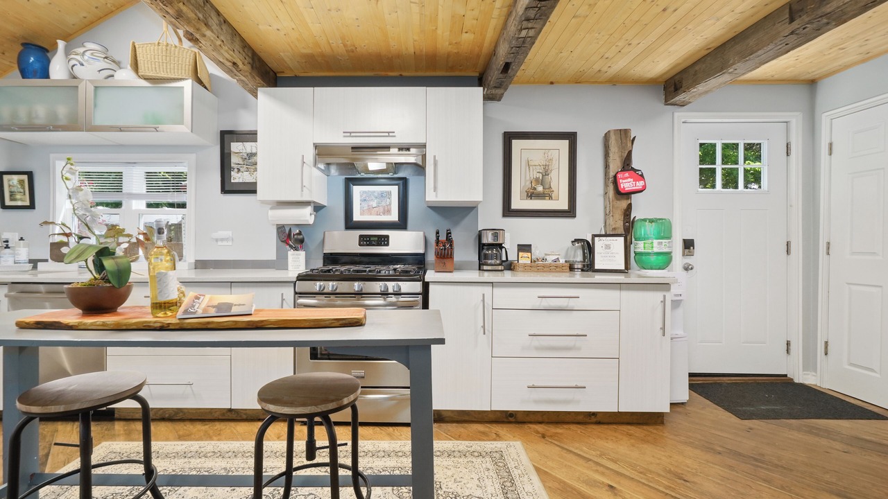 Photo of Kitchen in Campbellford