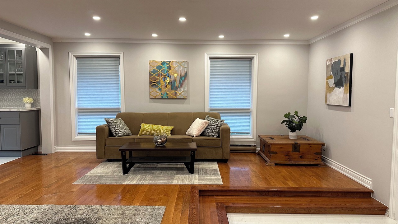 Photo of Livingroom in Foxboro