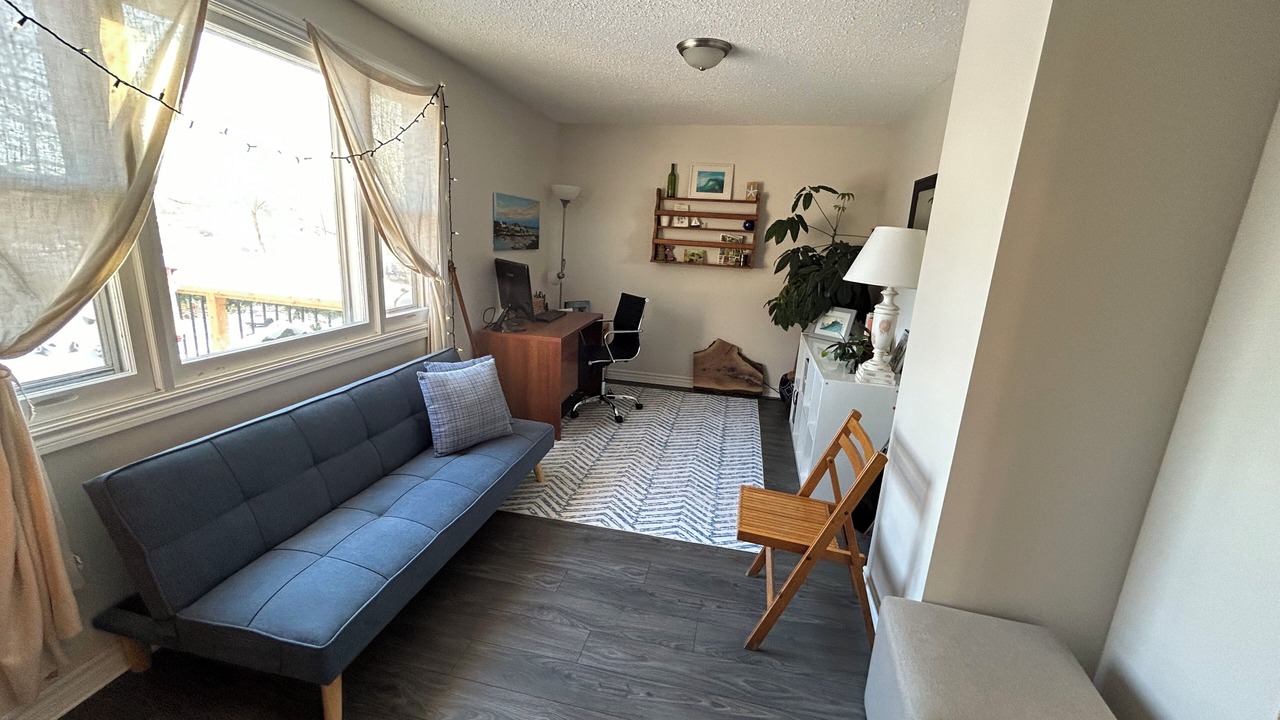 Photo of Livingroom in Midland