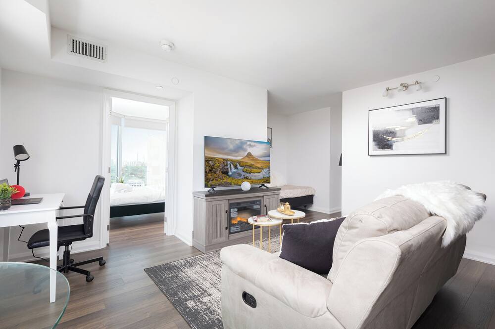 Photo of Livingroom in Midtown Toronto