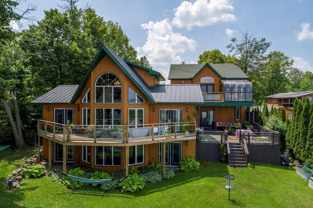 Photo of Outdoor in Lindsay