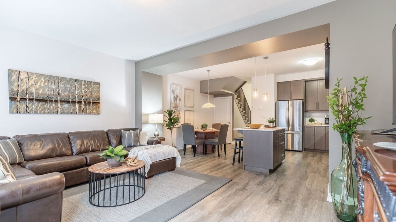Photo of Livingroom in Brantford