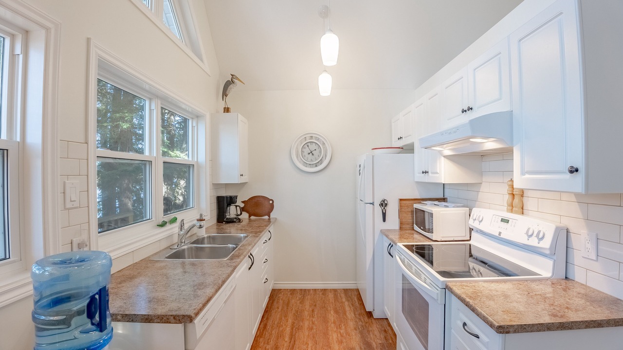 Photo of Kitchen in Sharbot Lake