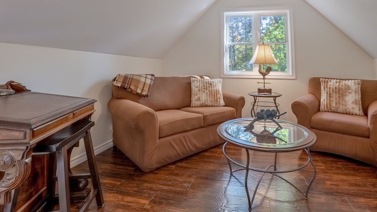 Photo of Livingroom in Sharbot Lake