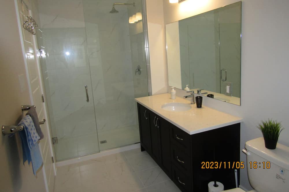 Photo of Bathroom in Ottawa Division