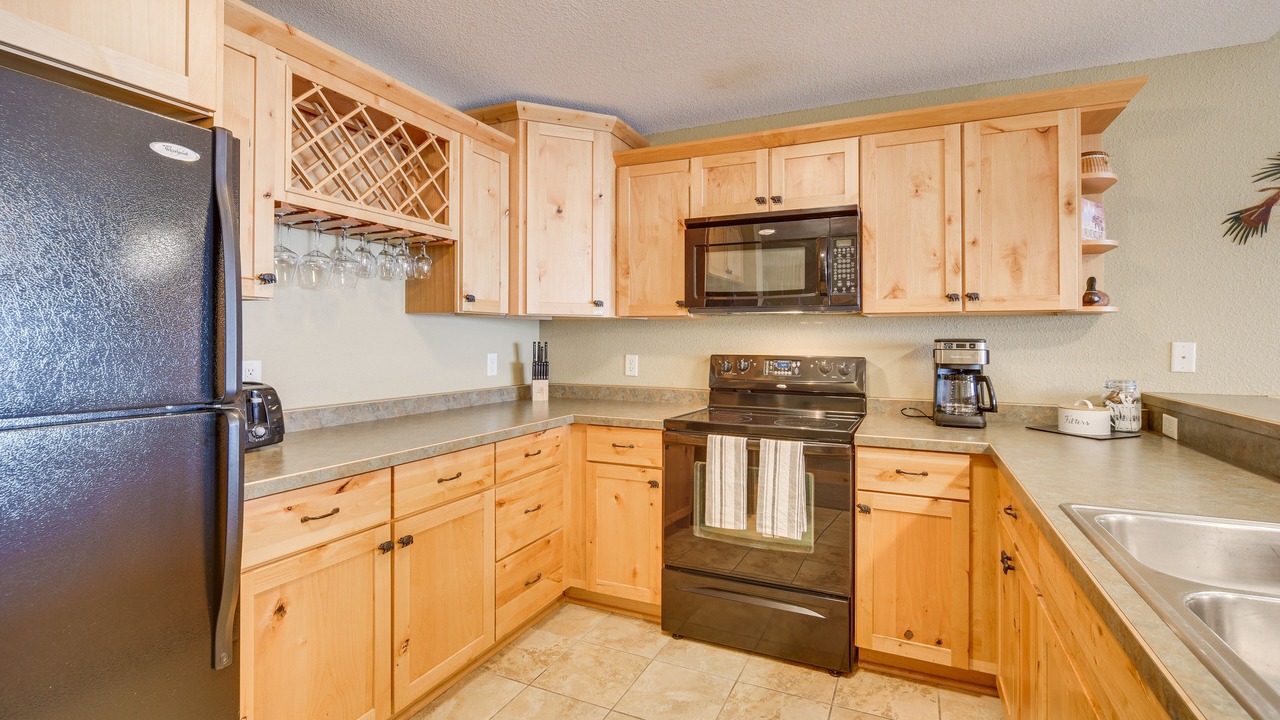 Photo of Kitchen in Two Harbors