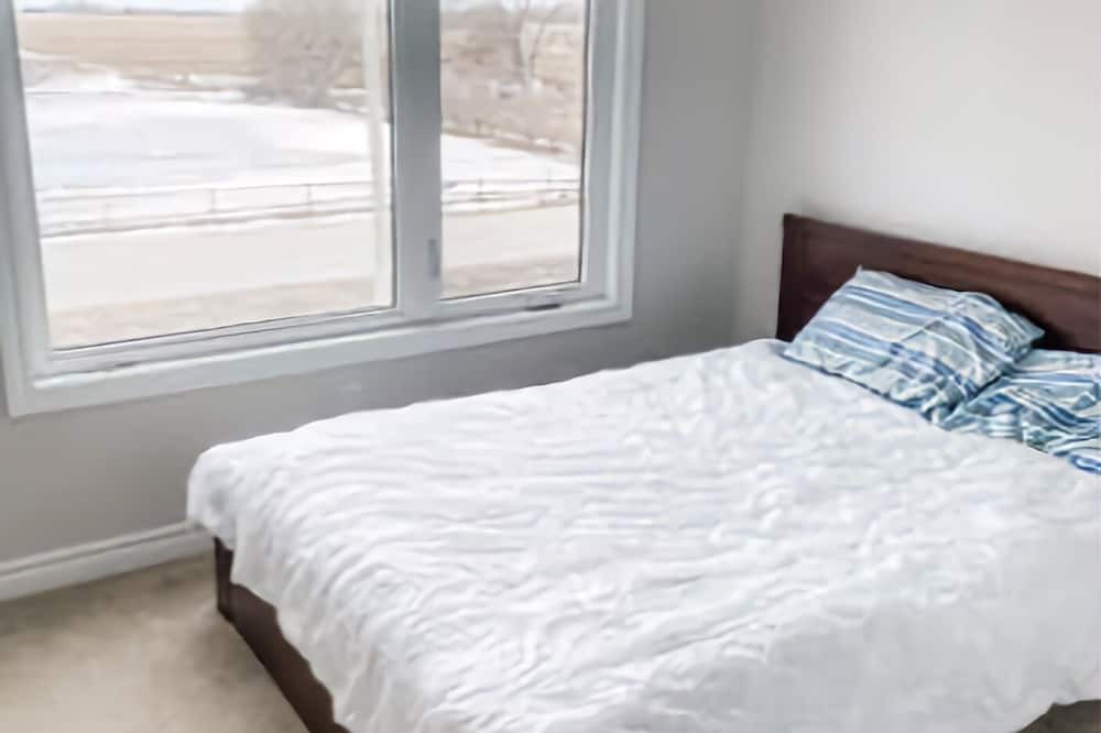 Photo of Bedroom in Ottawa Division