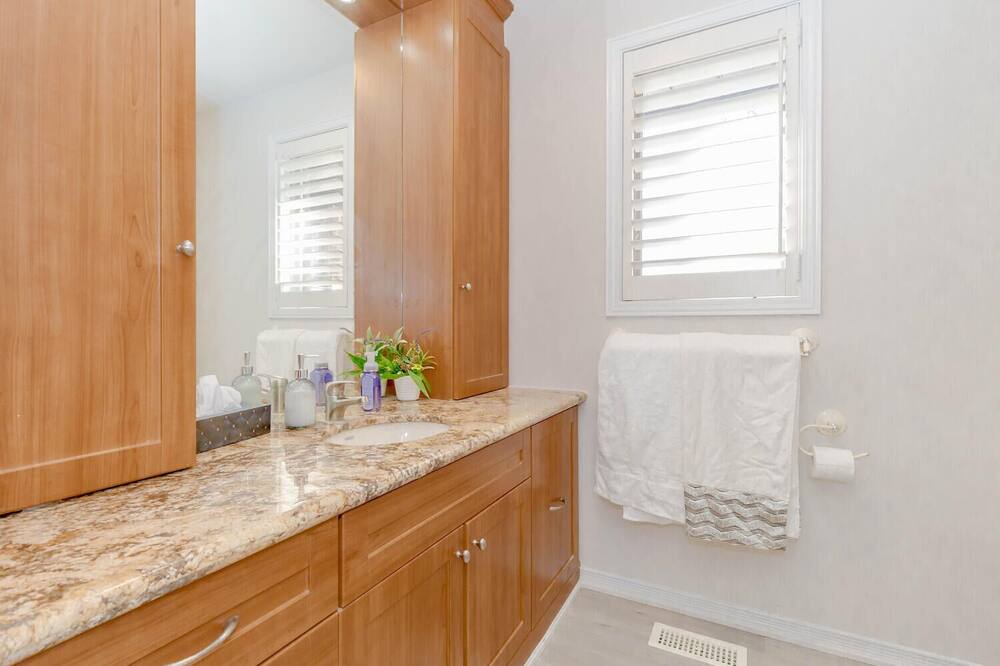Photo of Bathroom in Halton Hills