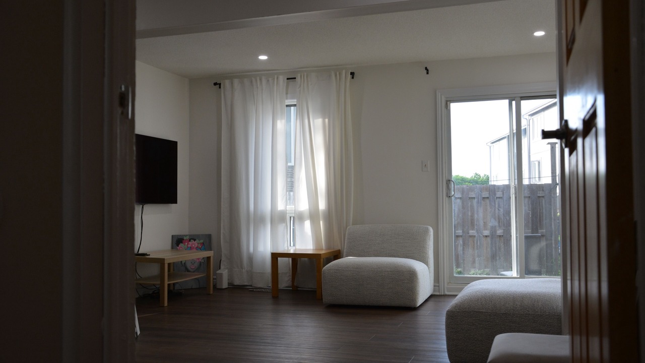 Photo of Livingroom in Ottawa Division