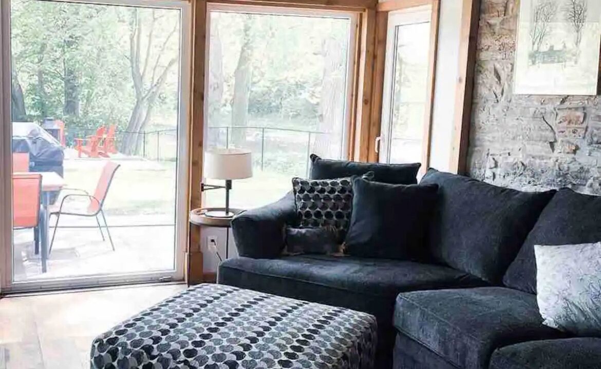 Photo of Livingroom in Tay Valley