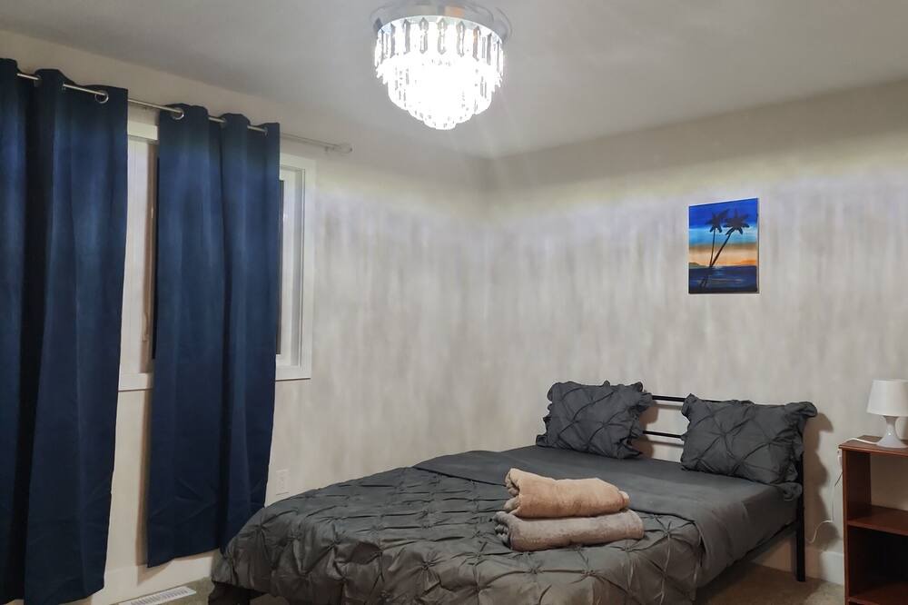 Photo of Bedroom in Ottawa Division