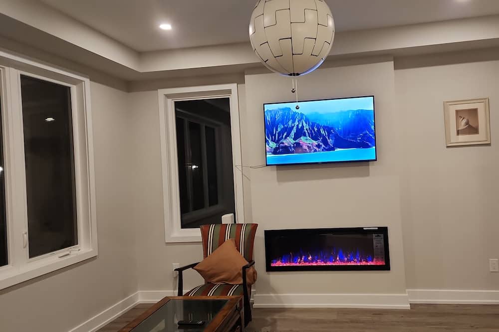 Photo of Bedroom in Ottawa Division