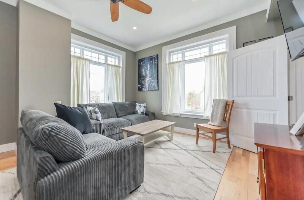 Photo of Livingroom in Elora