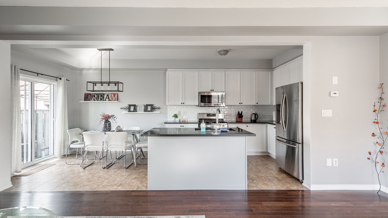 Photo of Kitchen in Stoney Creek