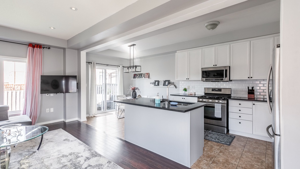 Photo of Kitchen in Stoney Creek