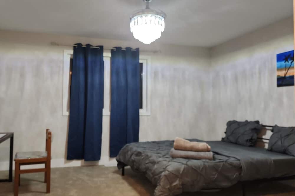 Photo of Bedroom in Ottawa Division