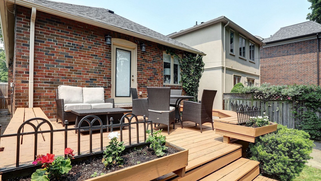 Photo of Patio Balcony in East York