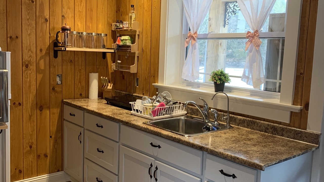 Photo of Kitchen in North Kawartha