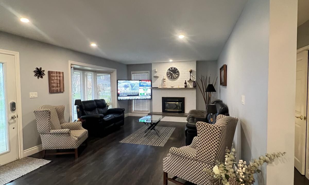 Photo of Livingroom in Niagara Falls