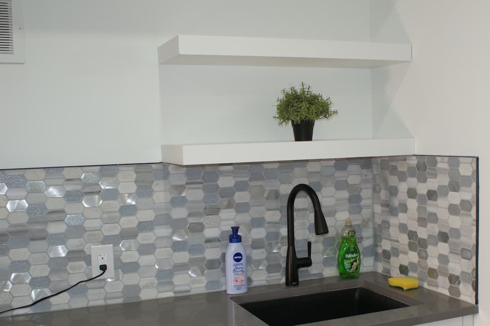 Photo of Kitchen in Centretown West