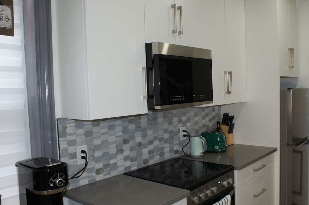 Photo of Kitchen in Centretown West
