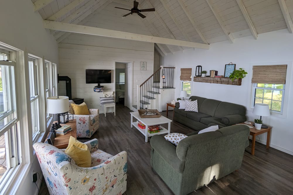 Photo of Bedroom in Selwyn