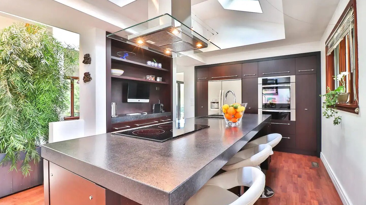Photo of Kitchen in Clarkson-Lorne Park
