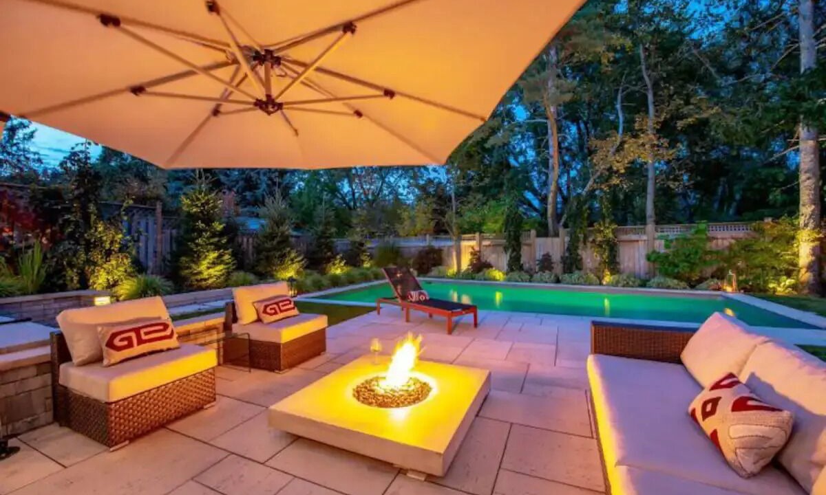 Photo of Patio Balcony in Clarkson-Lorne Park