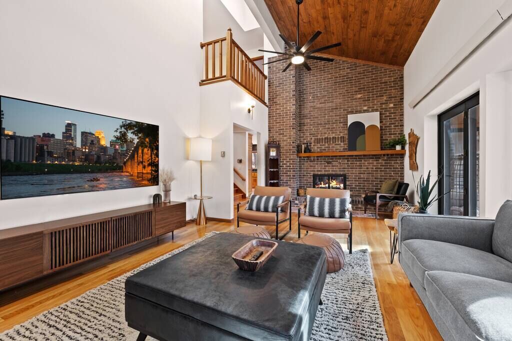 Photo of Livingroom in Newport