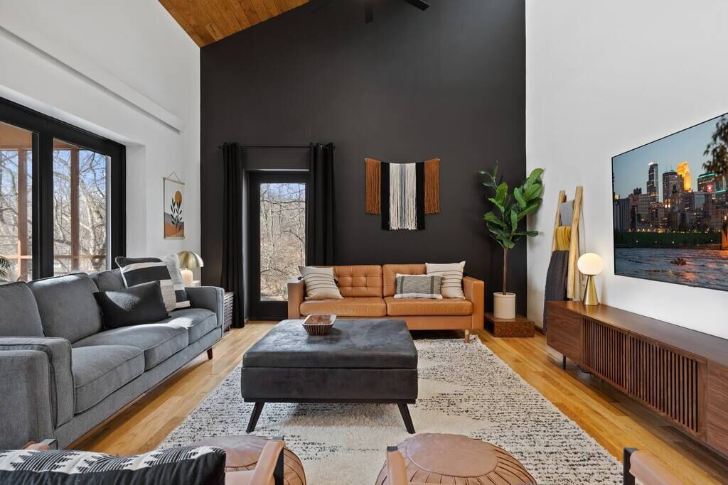Photo of Livingroom in Newport