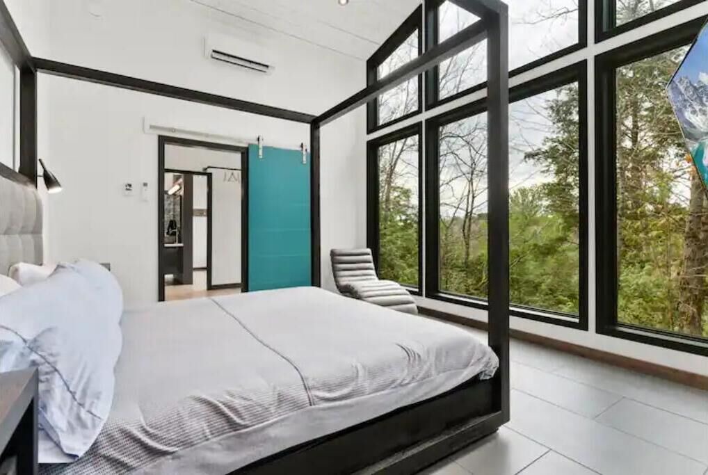 Photo of Bedroom in Bracebridge