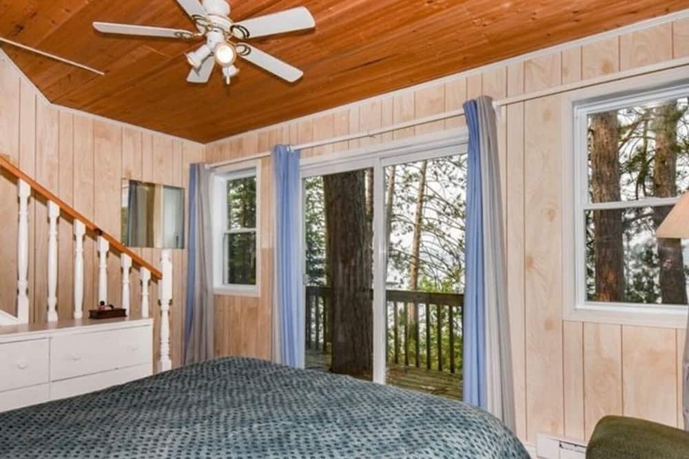 Photo of Bedroom in Lake St. Peter