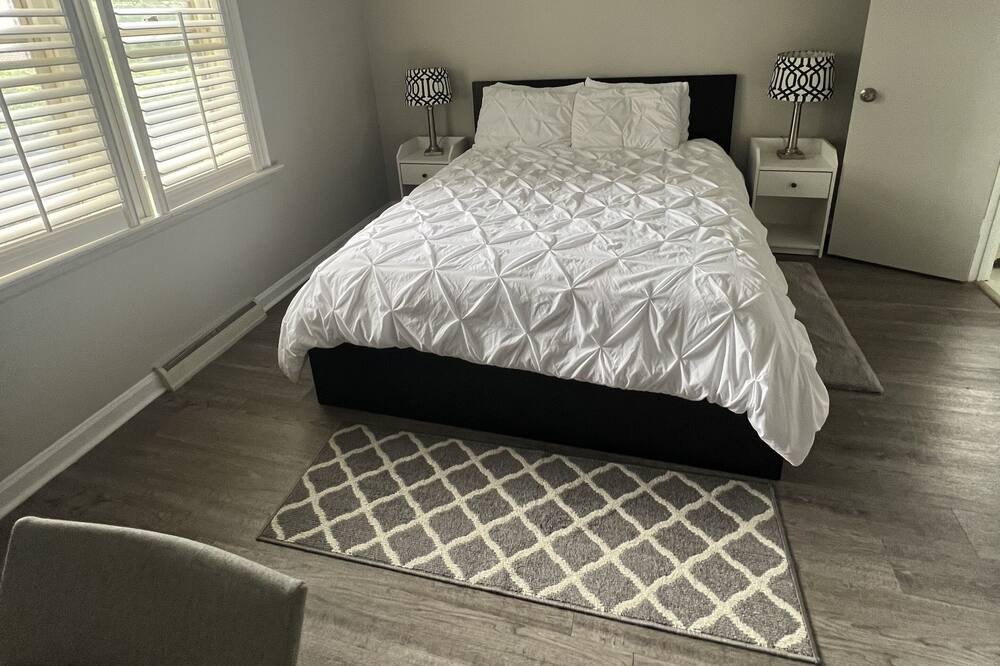 Photo of Bedroom in Midtown Toronto