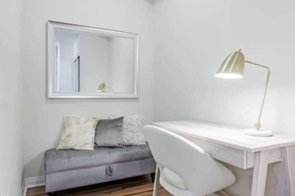 Photo of Bedroom in Hurontario