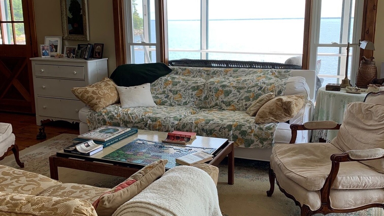Photo of Livingroom in Nipissing
